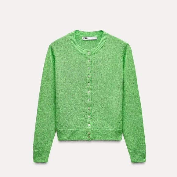 Zara Sweaters - Spring 🌺 NEW ZARA SOFT KNIT Sweater S 
🚨price firm no discount on this cardigan